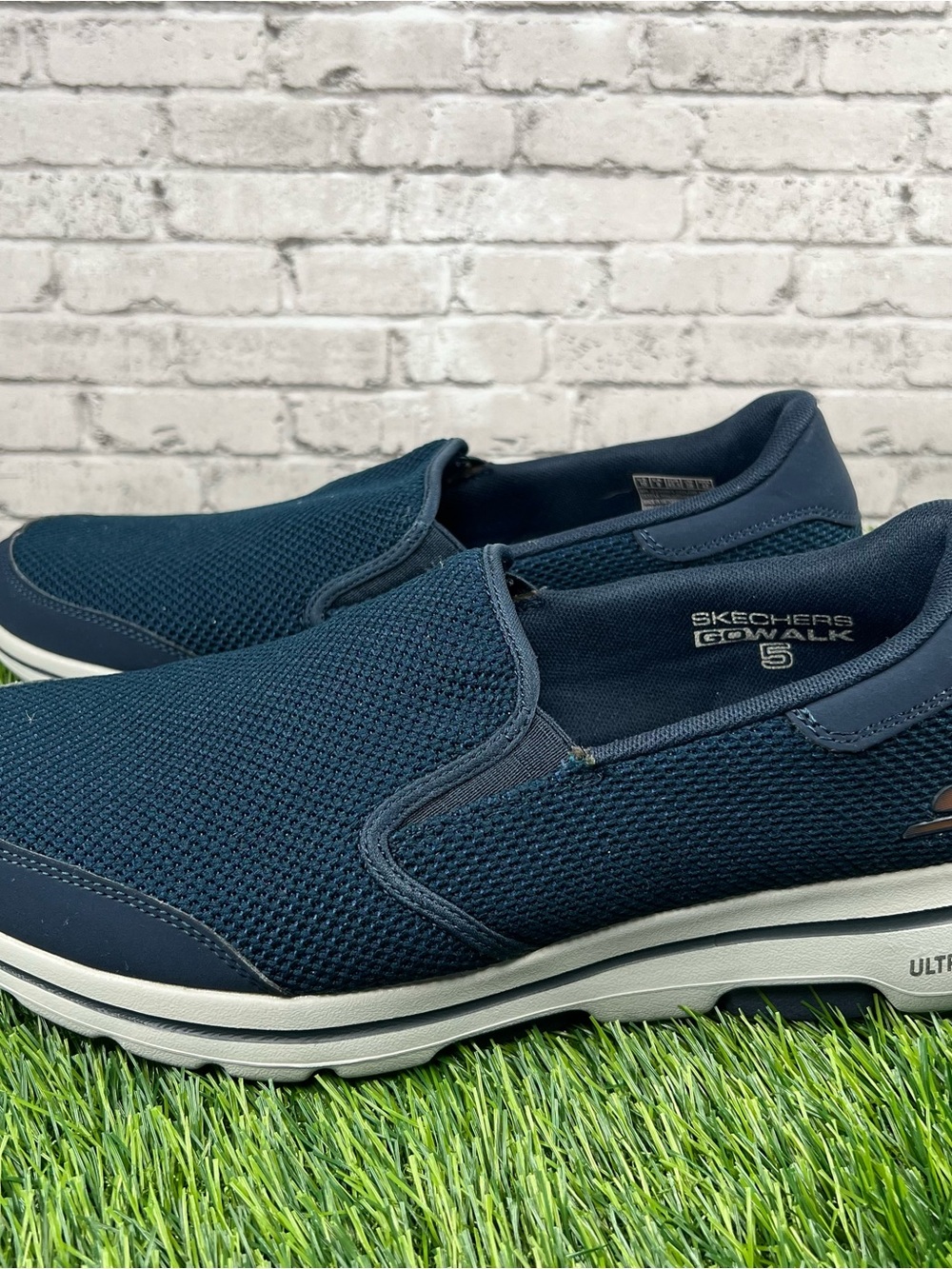 Skechers Slip-On GOwalk Men's Athletic Shoes - Navy Blue